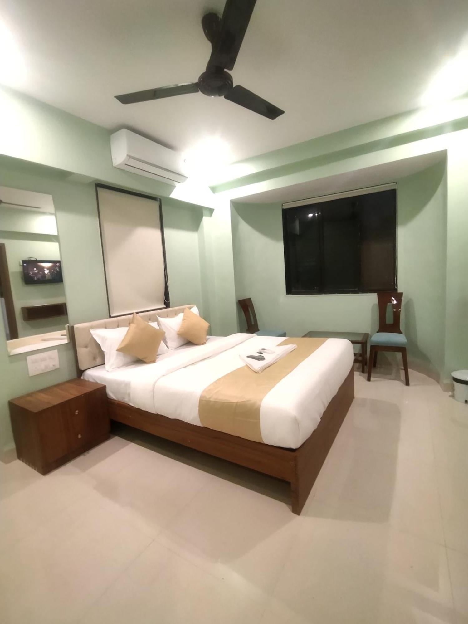 Everest Stays Rooms And Dormitory Bombay Exterior foto